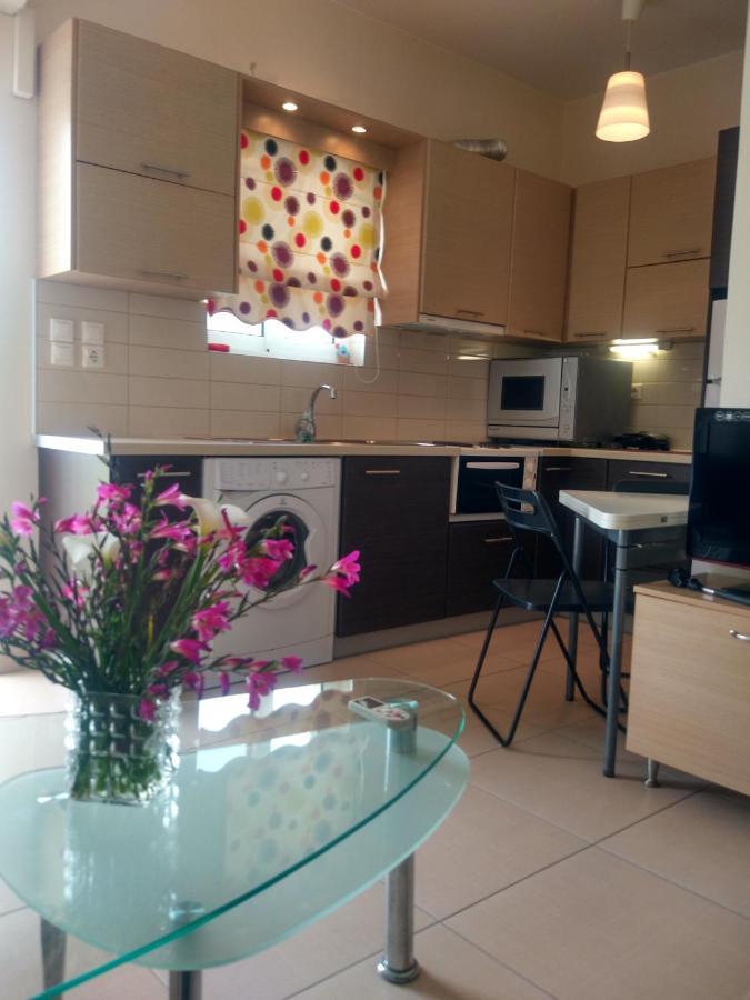 Bright And Cozy Apartment Near The City Center Закинтос Экстерьер фото