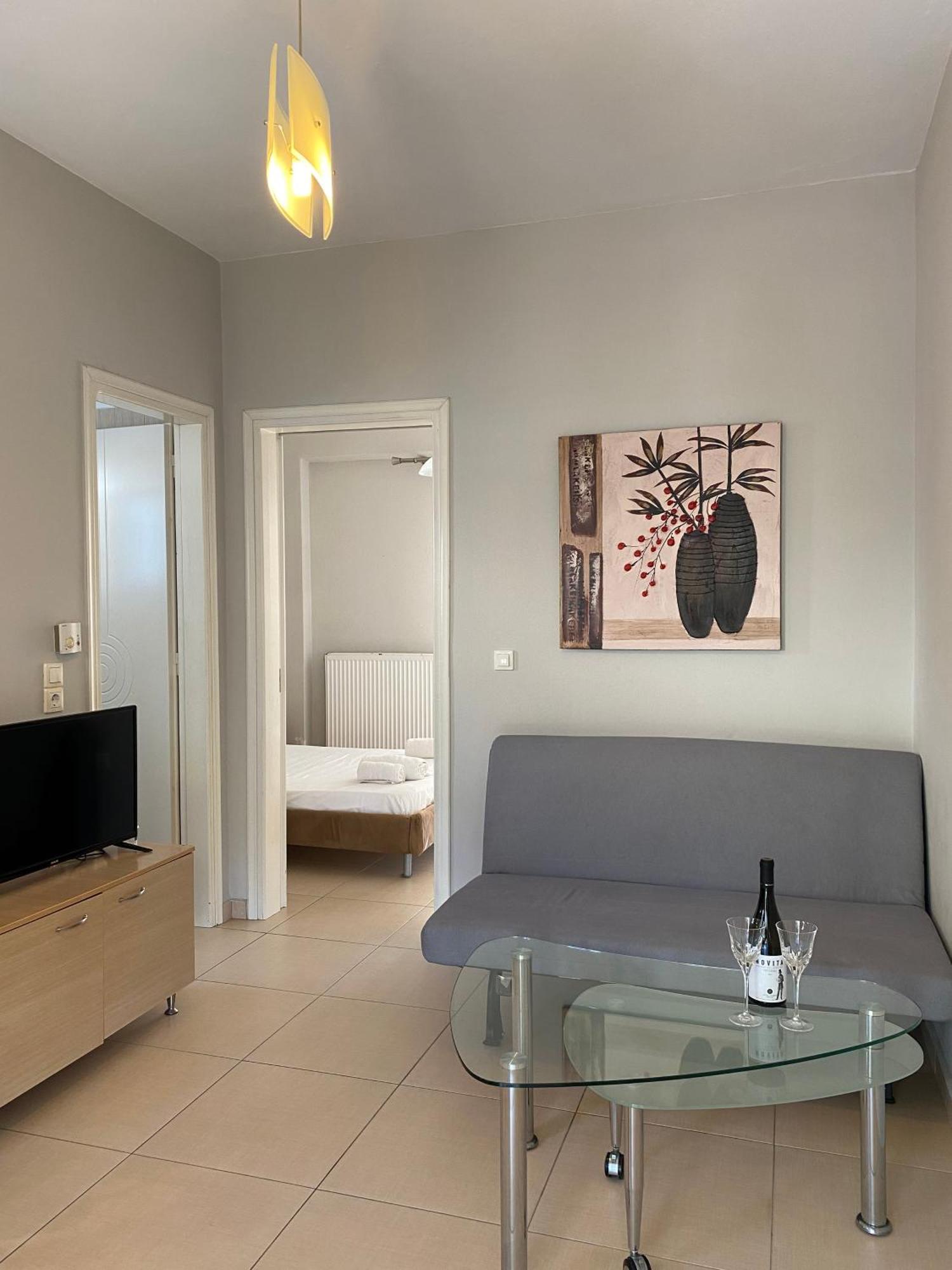 Bright And Cozy Apartment Near The City Center Закинтос Экстерьер фото